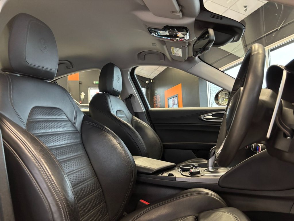 Used Alfa Romeo Giulia 2017 for sale - 77199961: Photo 26