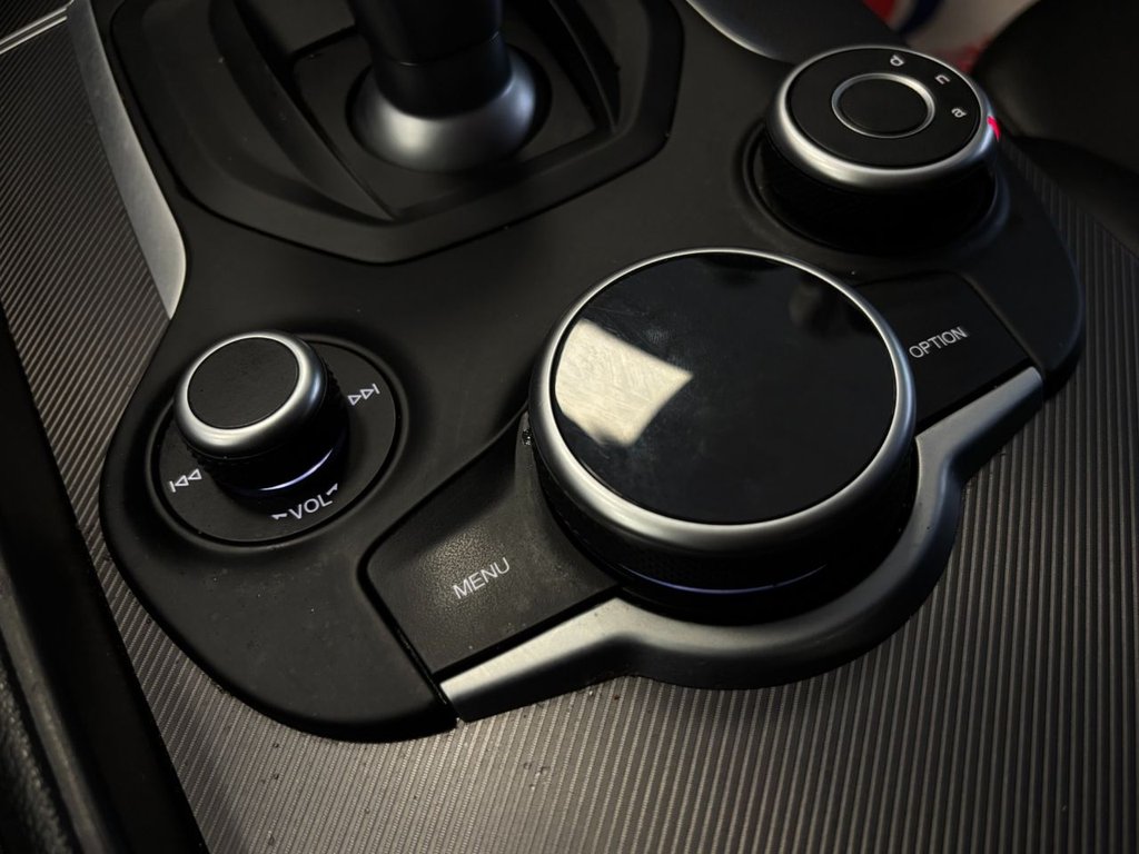 Used Alfa Romeo Giulia 2017 for sale - 77199961: Photo 45