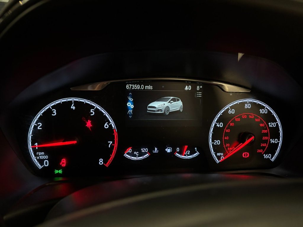 Used Ford Fiesta 2018 for sale - 76654801: Photo 30