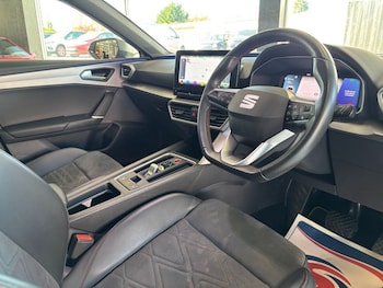 Used SEAT Leon 2023 for sale - 78357907: Photo