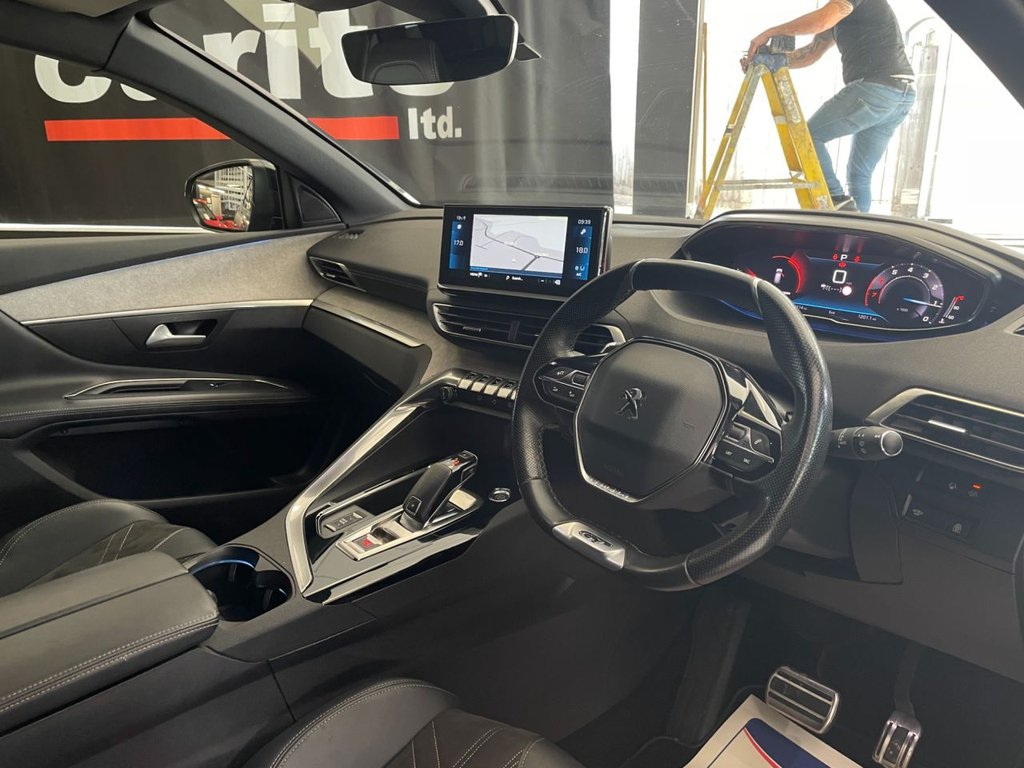 Used Peugeot 3008 2021 for sale - 76841100: Photo 21