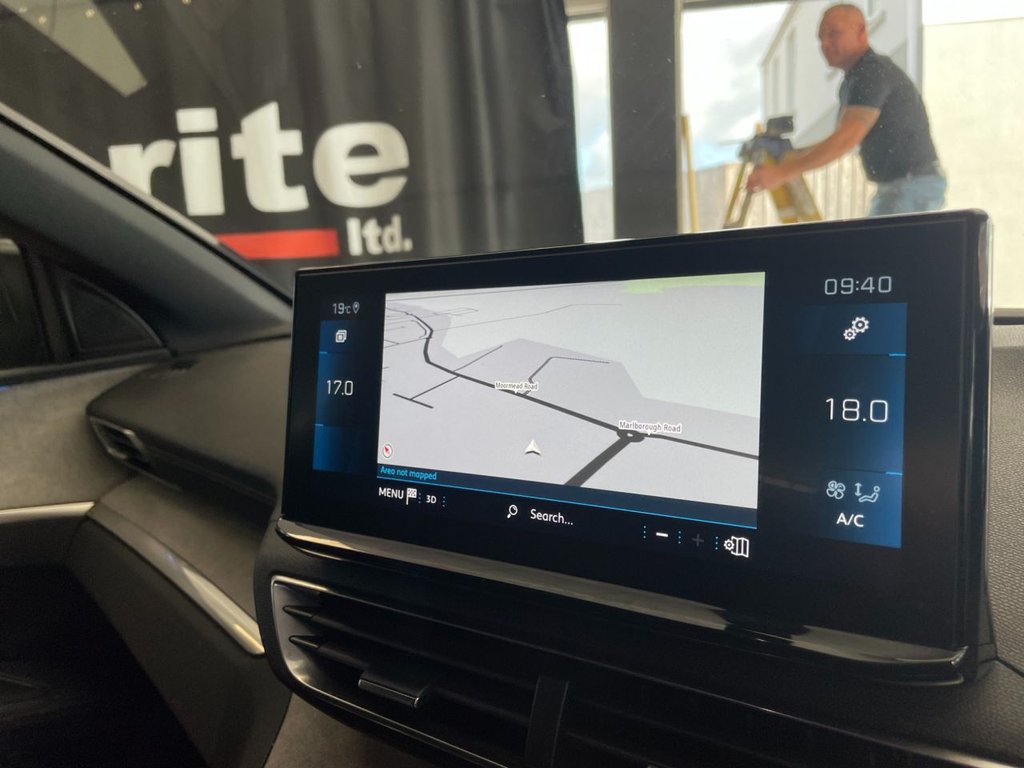 Used Peugeot 3008 2021 for sale - 76841100: Photo 34