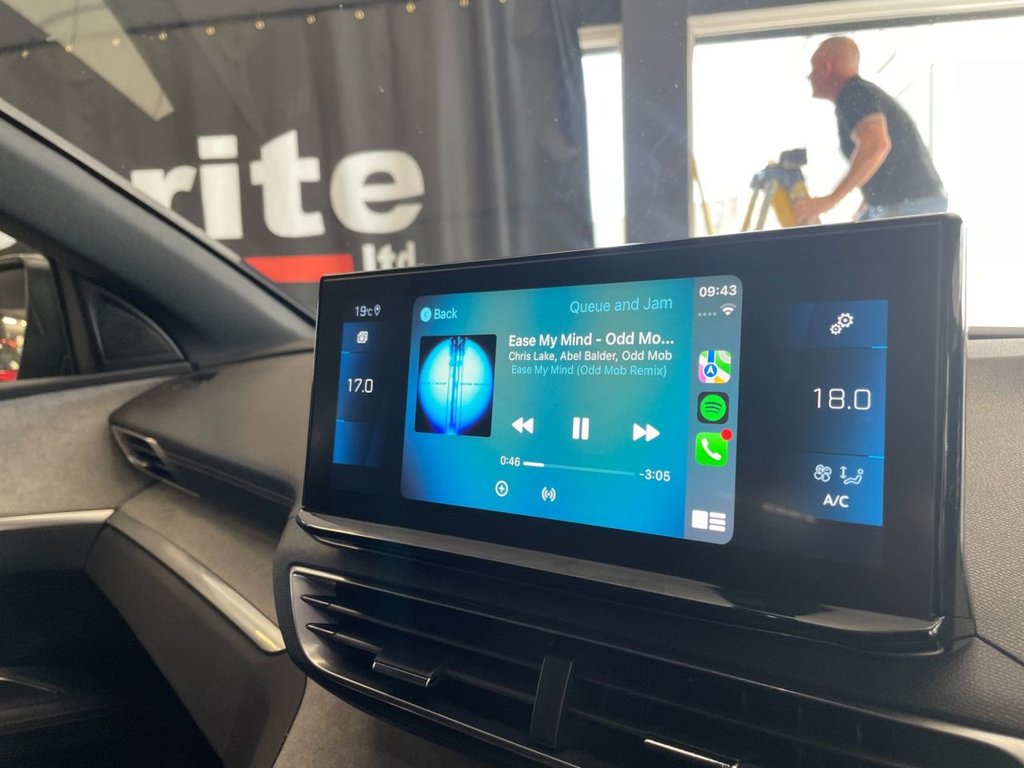 Used Peugeot 3008 2021 for sale - 76841100: Photo 48