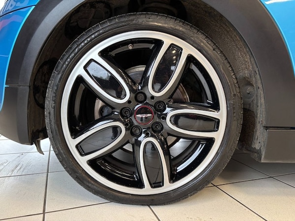 Used MINI Convertible 2016 for sale - 76203426: Photo 24