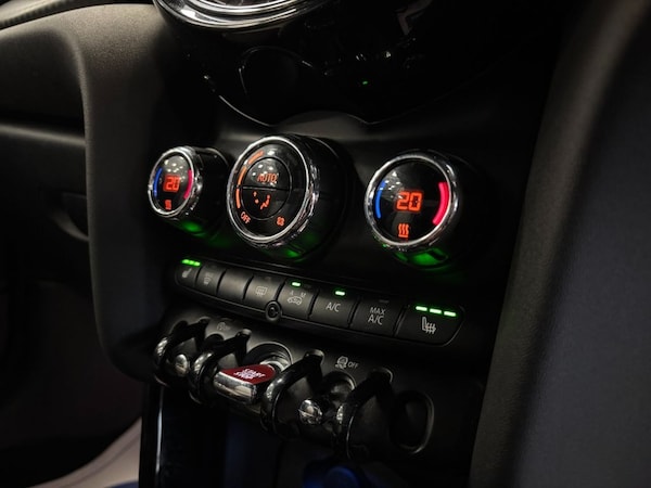 Used MINI Convertible 2016 for sale - 76203426: Photo 49