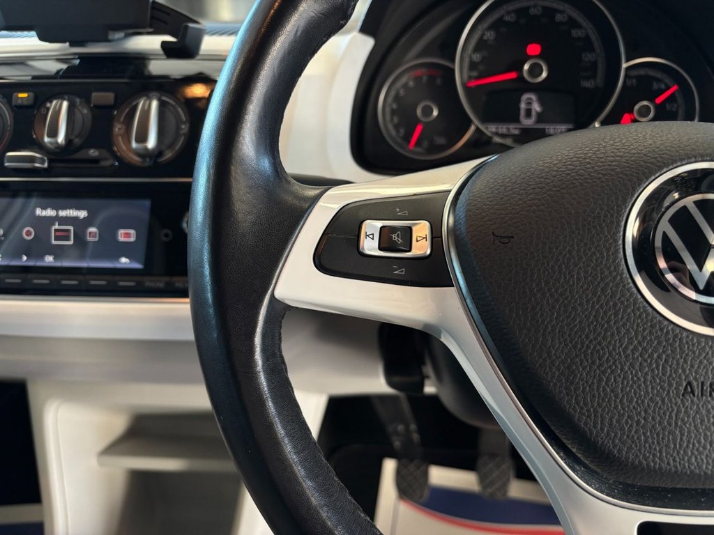 Used Volkswagen up! 2021 for sale - 76783506: Photo 27