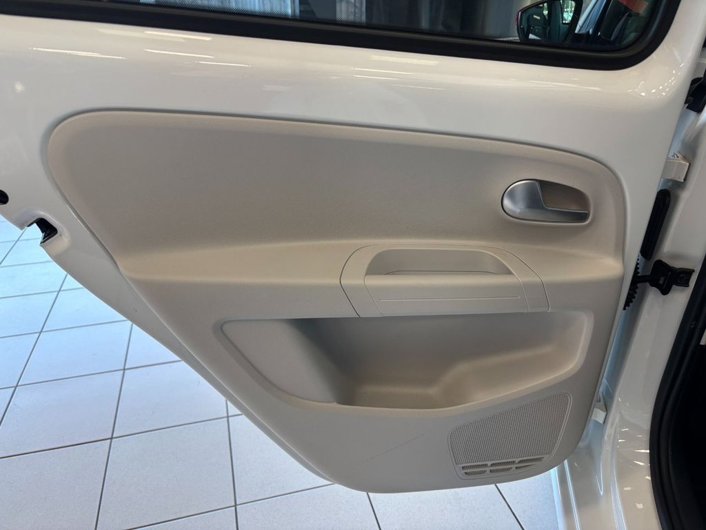 Used Volkswagen up! 2021 for sale - 76783506: Photo 39