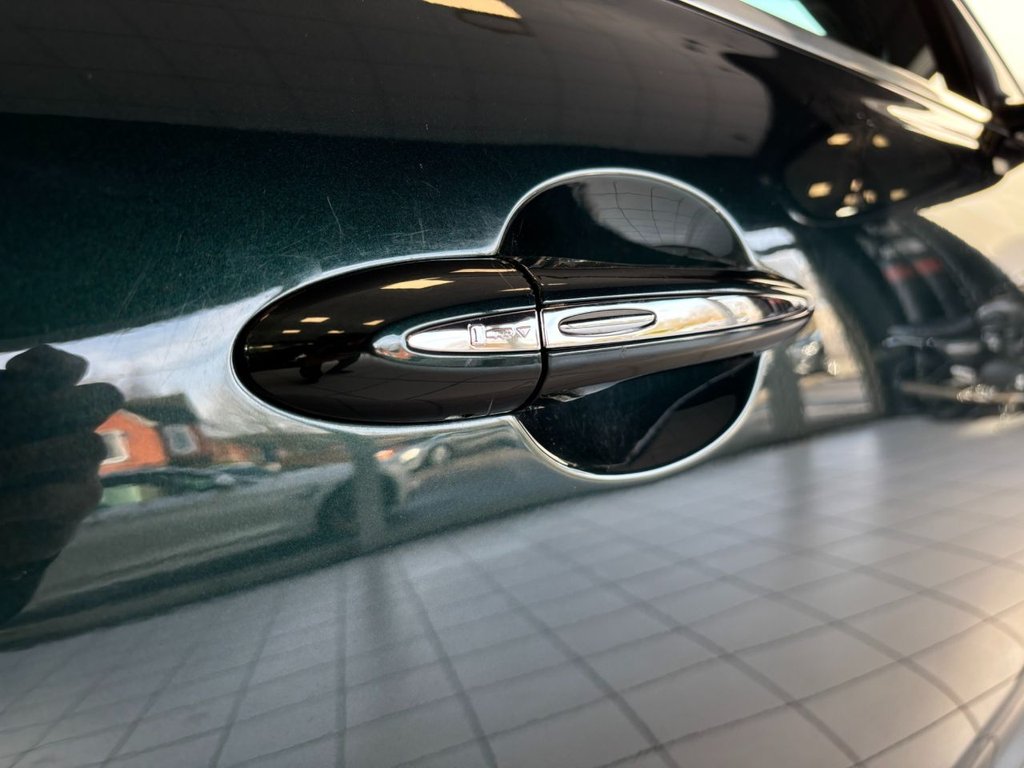 Used Jaguar XJ 2014 for sale - 77383899: Photo 17