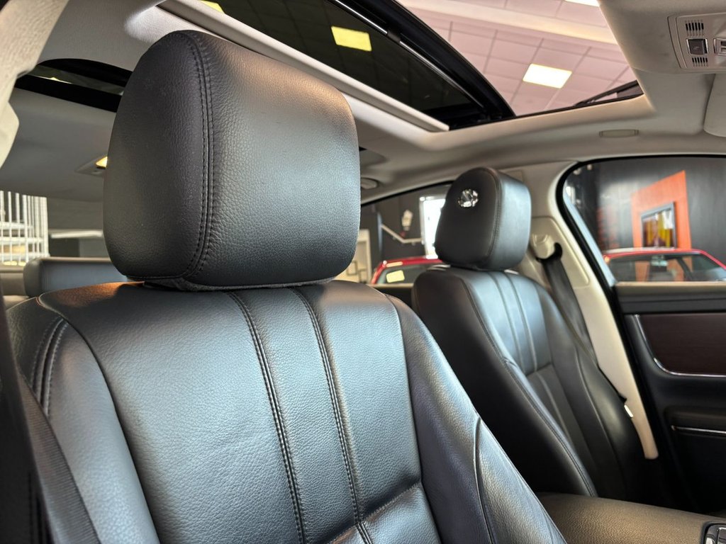 Used Jaguar XJ 2014 for sale - 77383899: Photo 24