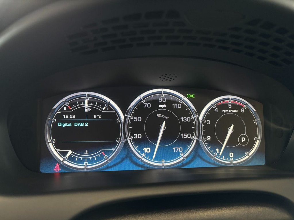 Used Jaguar XJ 2014 for sale - 77383899: Photo 31