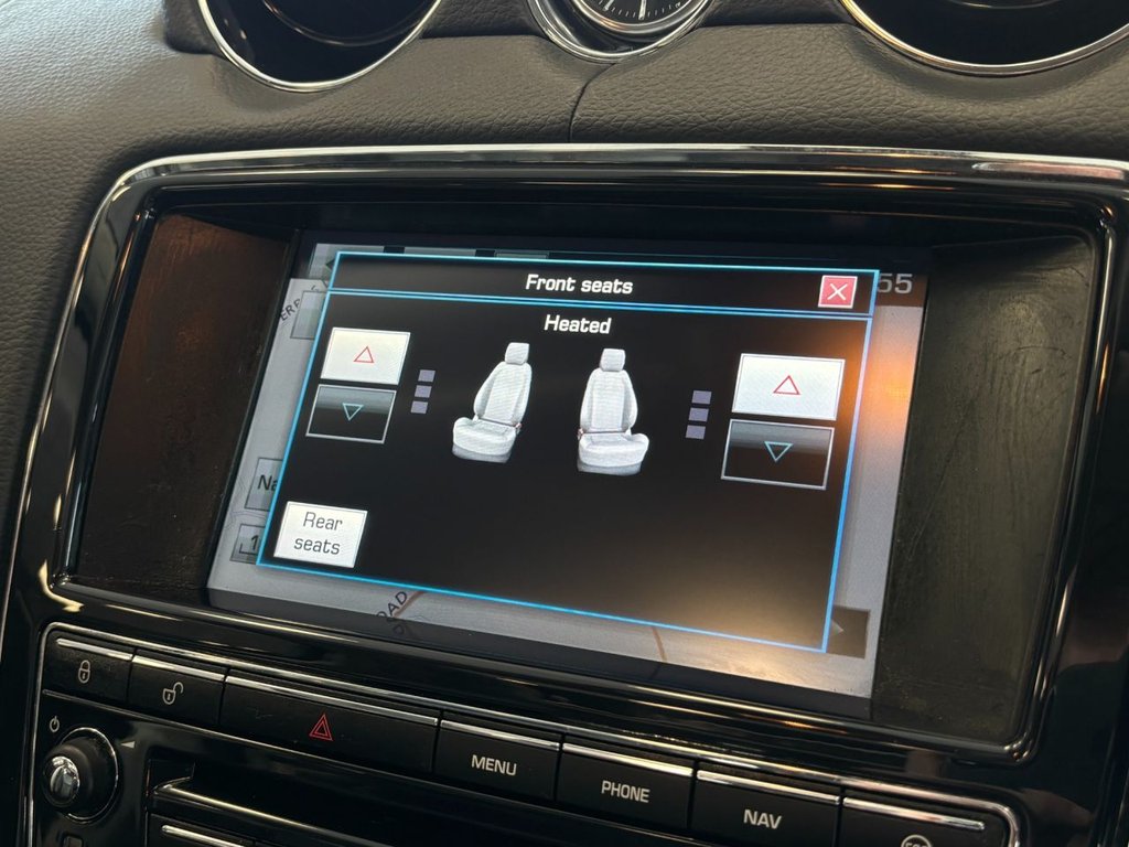 Used Jaguar XJ 2014 for sale - 77383899: Photo 32