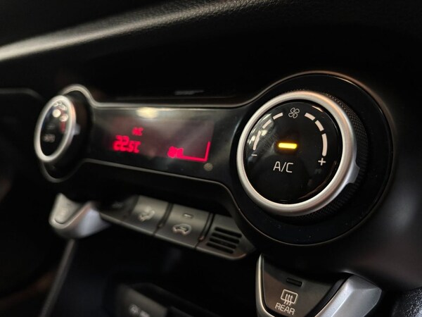 Used Kia Picanto 2021 for sale - 76147650: Photo 45
