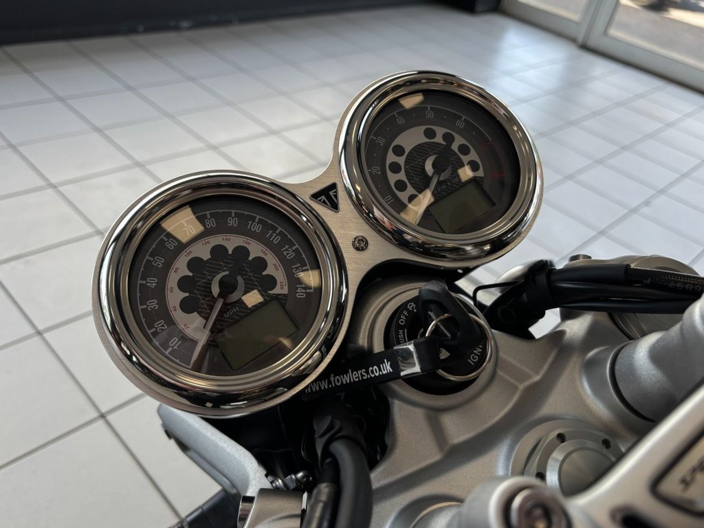 Used Triumph SPEED TWIN 1200 2024 for sale - 78672824: Photo 19