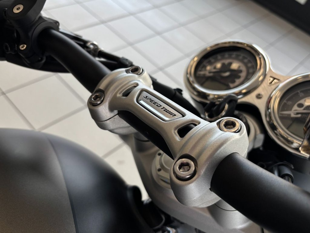 Used Triumph SPEED TWIN 1200 2024 for sale - 78672824: Photo 20