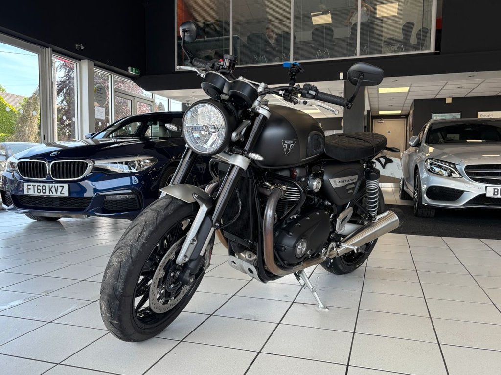 Used Triumph SPEED TWIN 1200 2024 for sale - 78672824: Photo 3