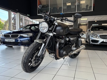Used Triumph SPEED TWIN 1200 2024 for sale - bike-78672824: Photo
