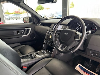 Used Land Rover Discovery Sport 2019 for sale - 78287771: Photo