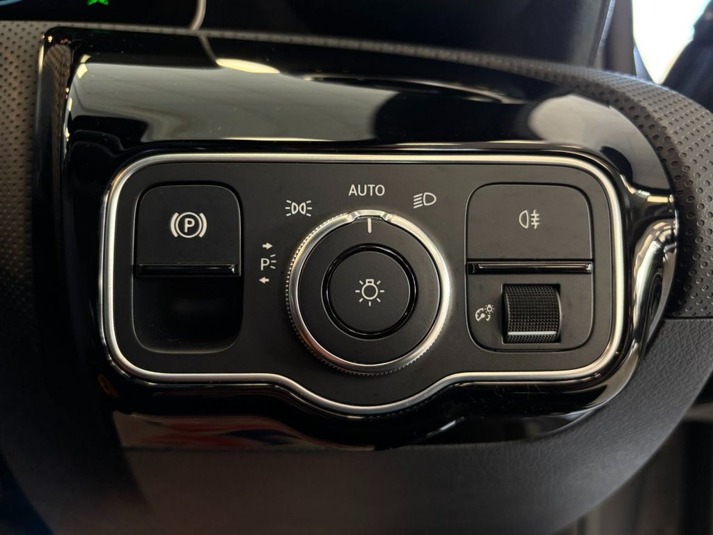 Used Mercedes-Benz A-Class 2020 for sale - 76569937: Photo 30