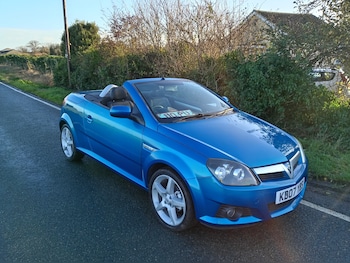 2007 (07) - 1.4i 16V 2dr Easytronic