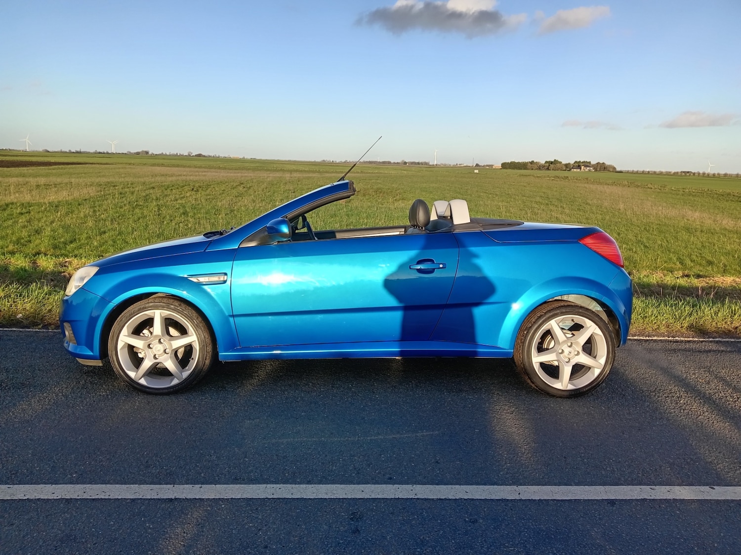 Used Vauxhall Tigra 2007 for sale - 76821970: Photo 3