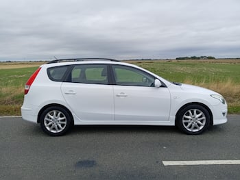 Used Hyundai i30 2011 for sale - 79706244: Photo