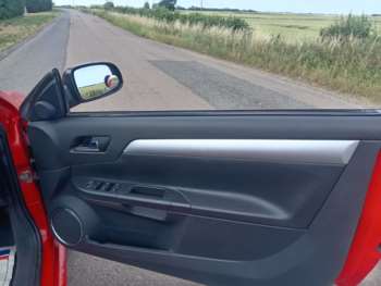 Used Vauxhall Tigra 2009 for sale - 75049519: Photo