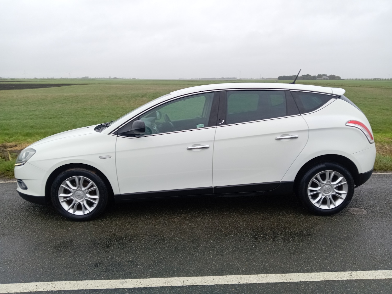 Used Chrysler Delta 2012 for sale - 76819318: Photo 5