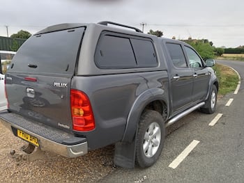 Used Toyota Hilux 2010 for sale - 79706311: Photo