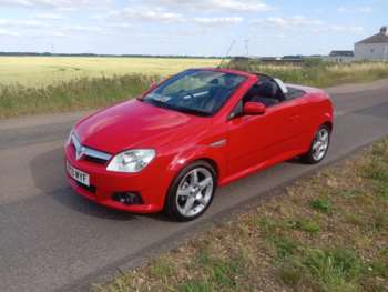 2009 (09) - 1.4i 16V Easytronic AUTO SHOWROOM CONDITION NO OFFERS 2-Door