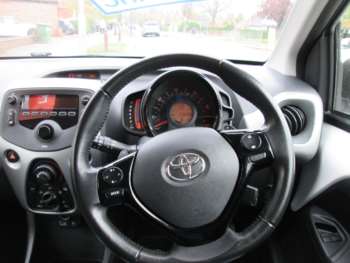 Used Toyota AYGO 2016 for sale - 74127297: Photo