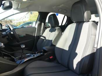 Used Peugeot 208 2023 for sale - 78406012: Photo