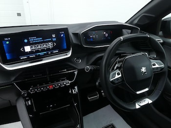 Used Peugeot 208 2023 for sale - 78406010: Photo