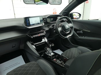 Used Peugeot 208 2022 for sale - 78406000: Photo