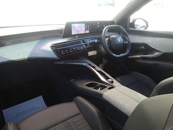 Used Peugeot 5008 2025 for sale - 78405998: Photo