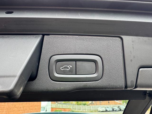 Used Volvo XC60 2023 for sale - 76568710: Photo 29