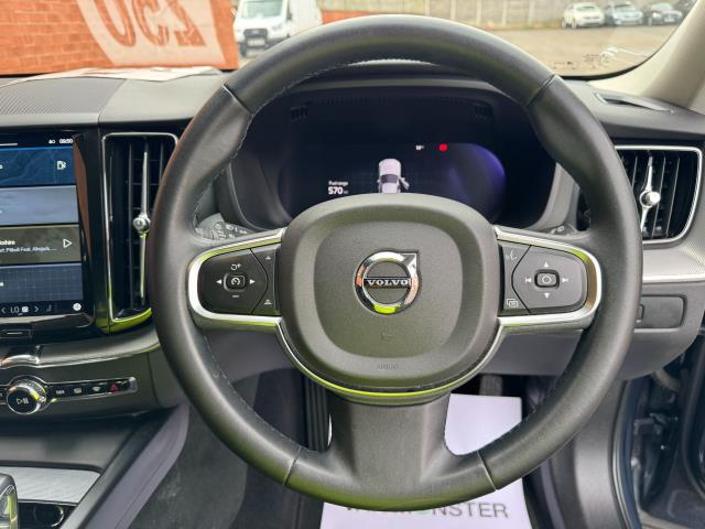 Used Volvo XC60 2023 for sale - 76568710: Photo 31
