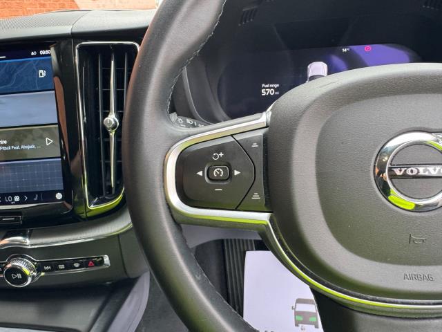 Used Volvo XC60 2023 for sale - 76568710: Photo 32