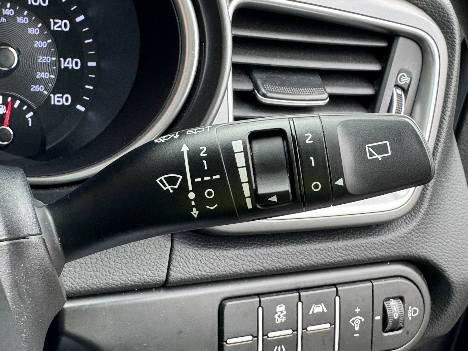 Used Kia Ceed 2023 for sale - 76531441: Photo 25