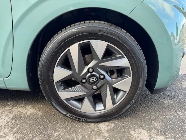 Used Hyundai i10 2024 for sale - 76184568: Photo 44