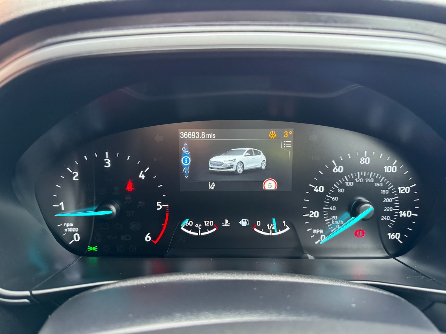 Used Ford Focus 2023 for sale - 77171125: Photo 11