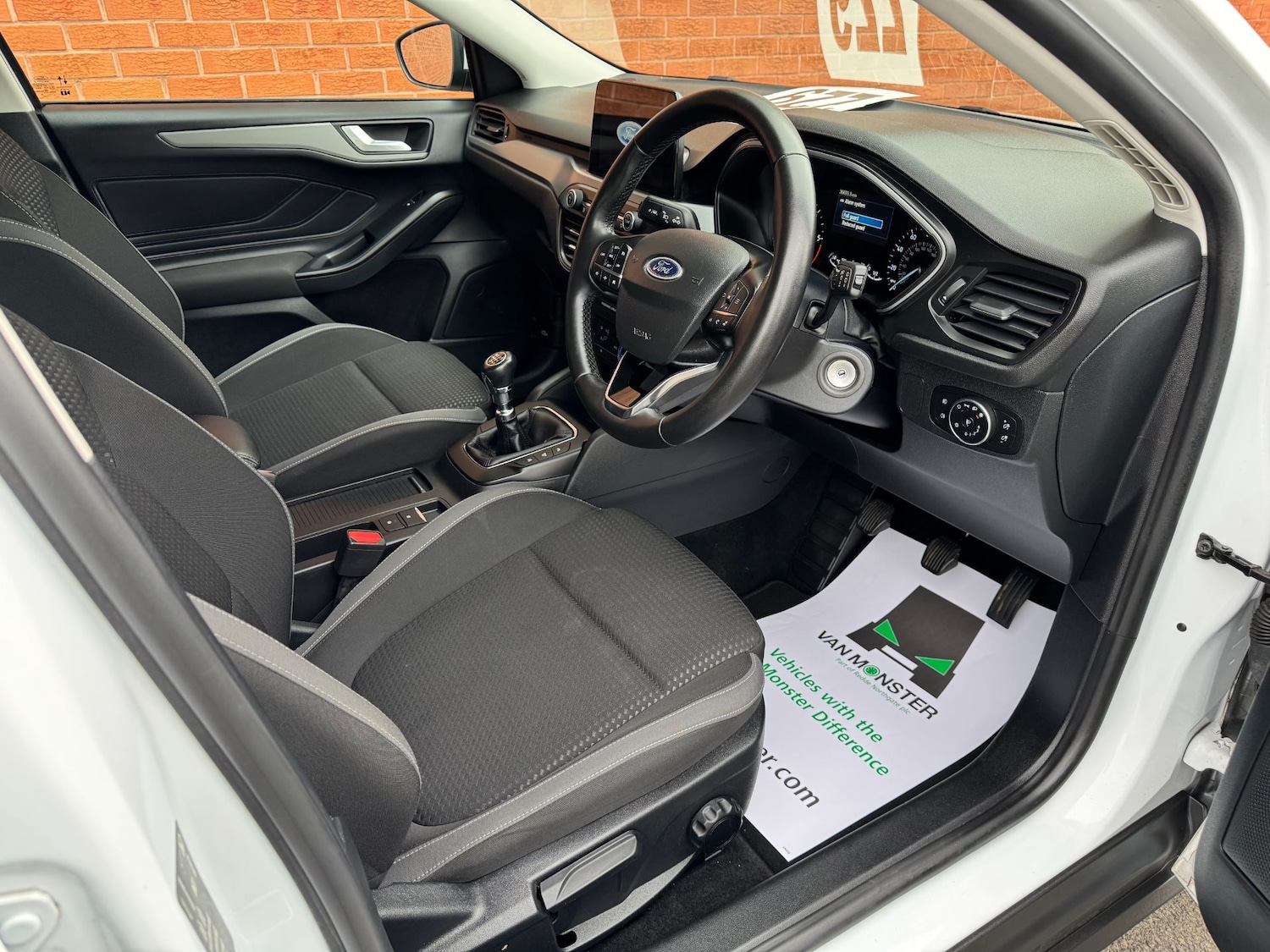 Used Ford Focus 2023 for sale - 77171125: Photo 15