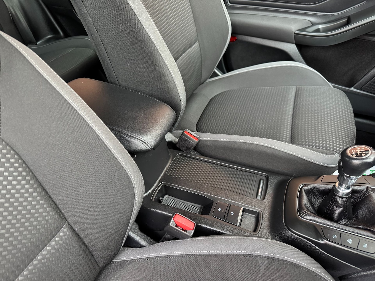 Used Ford Focus 2023 for sale - 77171125: Photo 40