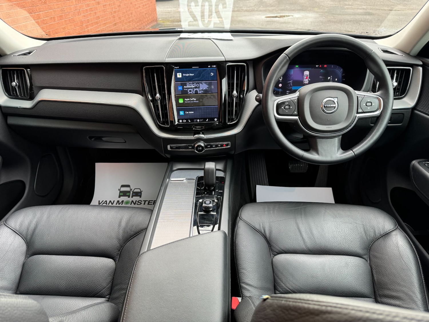 Used Volvo XC60 2023 for sale - 76531437: Photo 10