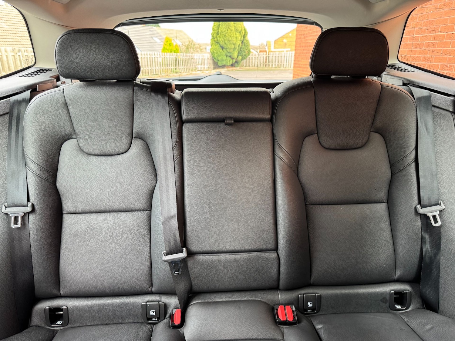 Used Volvo XC60 2023 for sale - 76531437: Photo 12