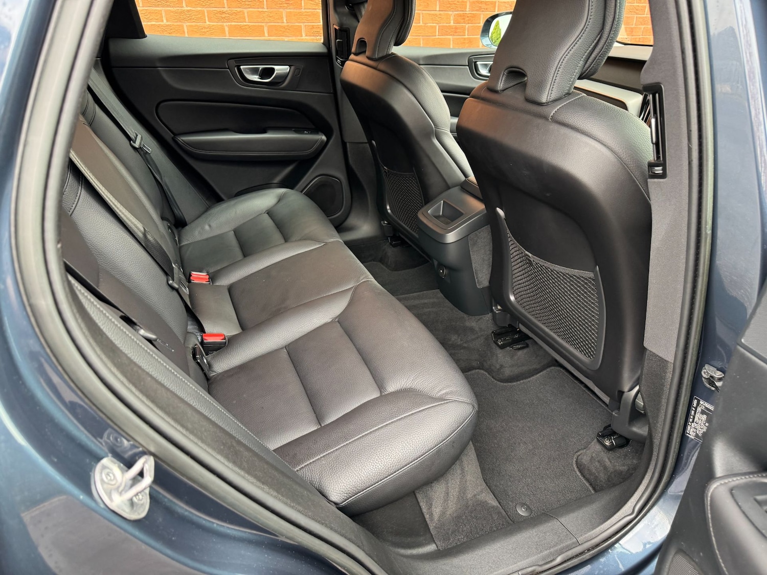 Used Volvo XC60 2023 for sale - 76531437: Photo 21