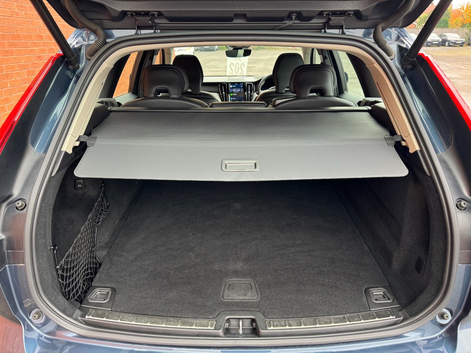 Used Volvo XC60 2023 for sale - 76531437: Photo 23