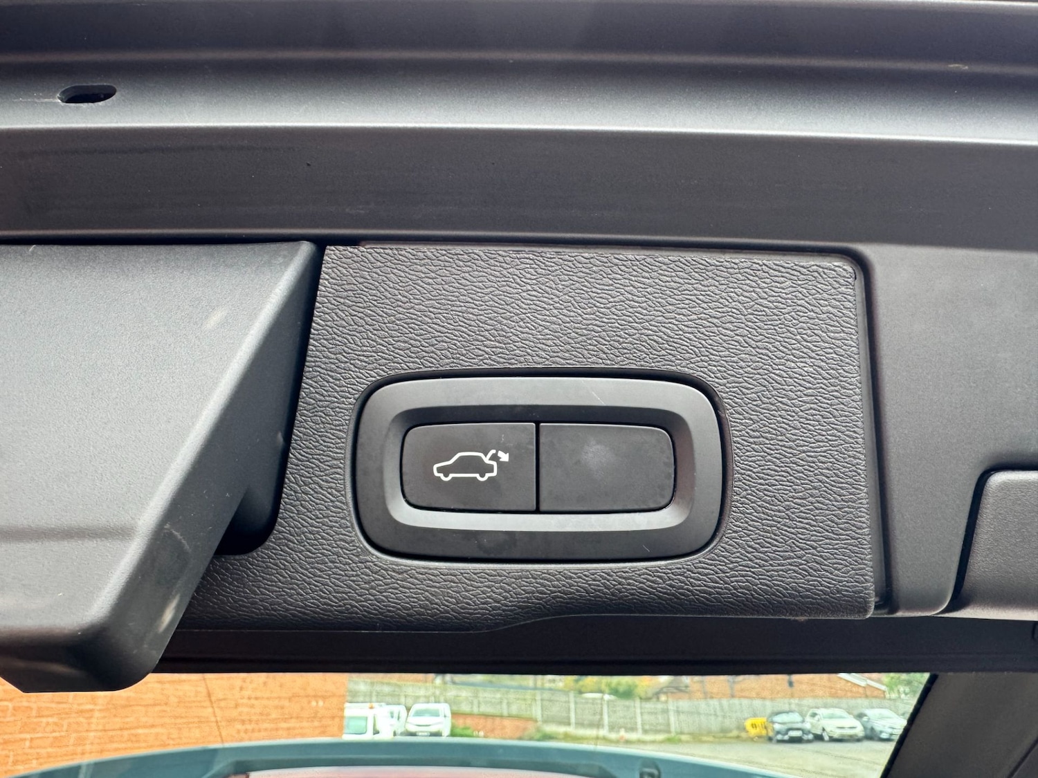 Used Volvo XC60 2023 for sale - 76531437: Photo 26