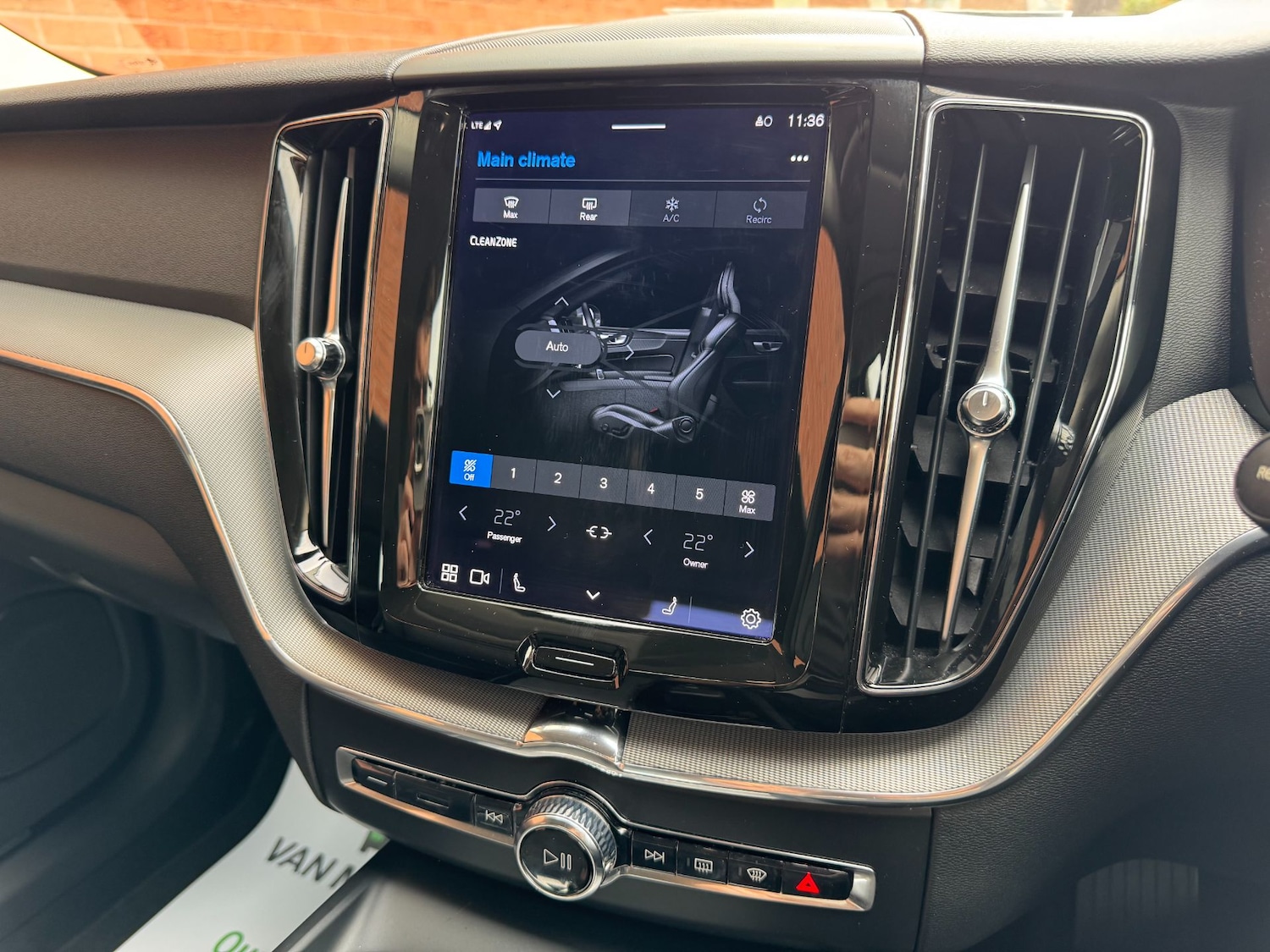 Used Volvo XC60 2023 for sale - 76531437: Photo 38