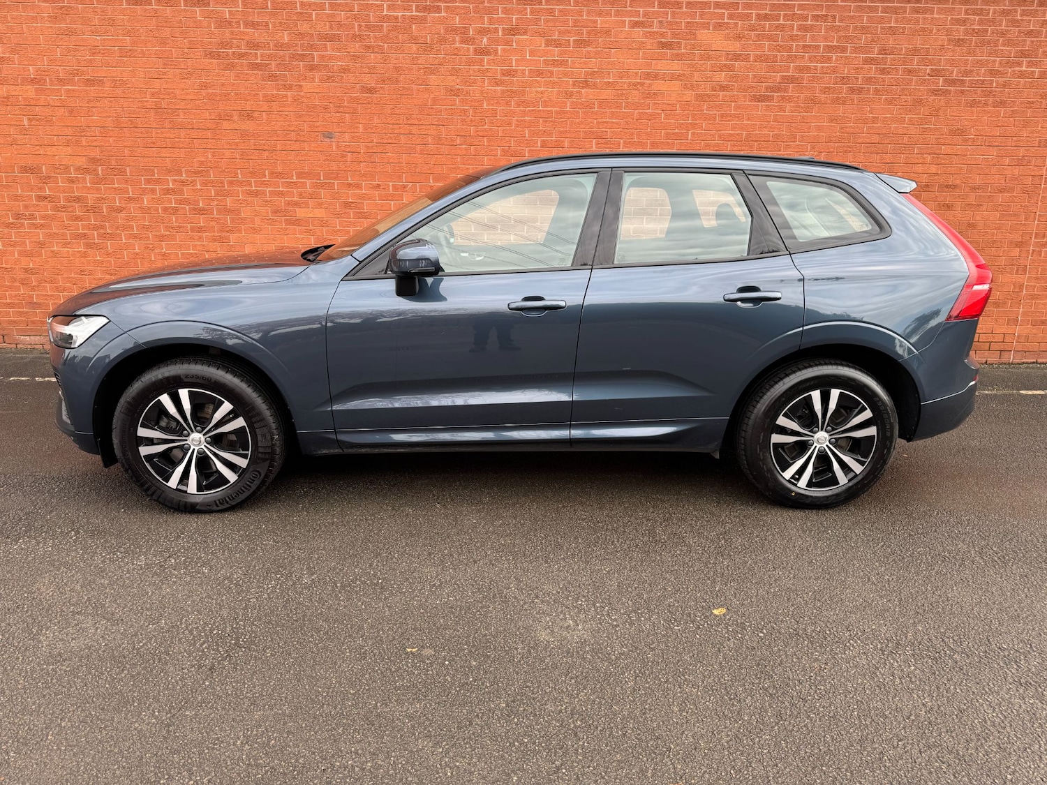 Used Volvo XC60 2023 for sale - 76531437: Photo 4