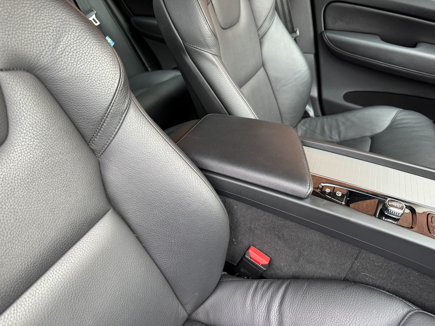 Used Volvo XC60 2023 for sale - 76531437: Photo 40